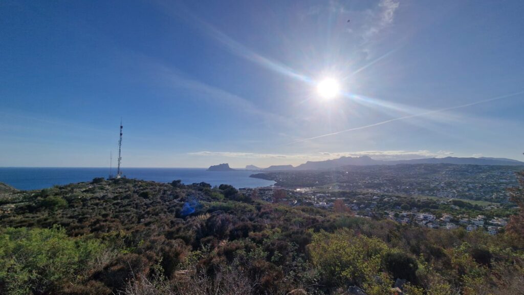 Views to Calpe from Abubilla plot in afternoon