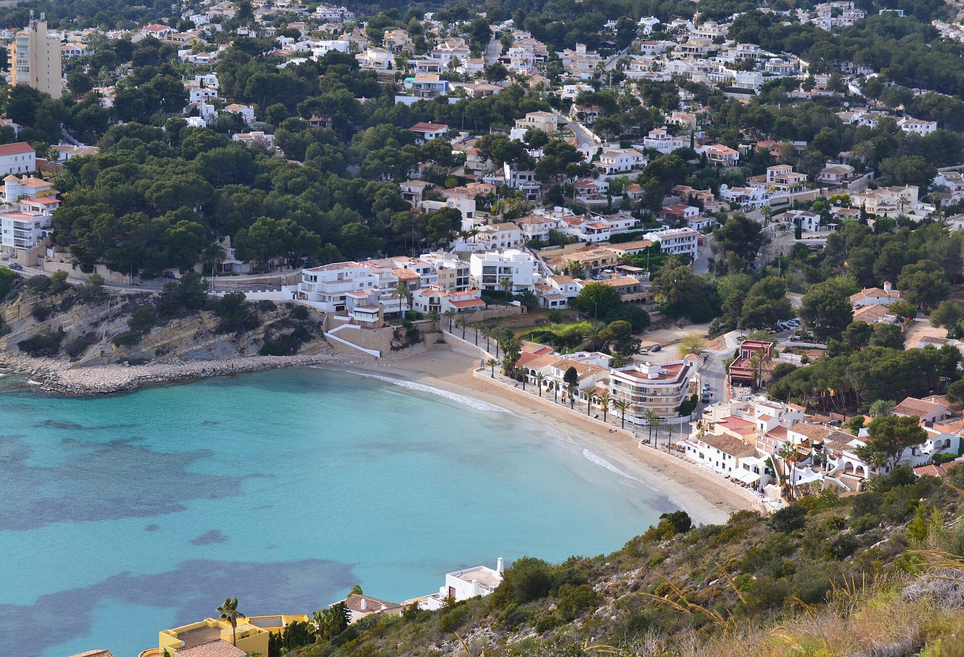 The bay of El Portet in Moraira, seen from the Cap d'Or